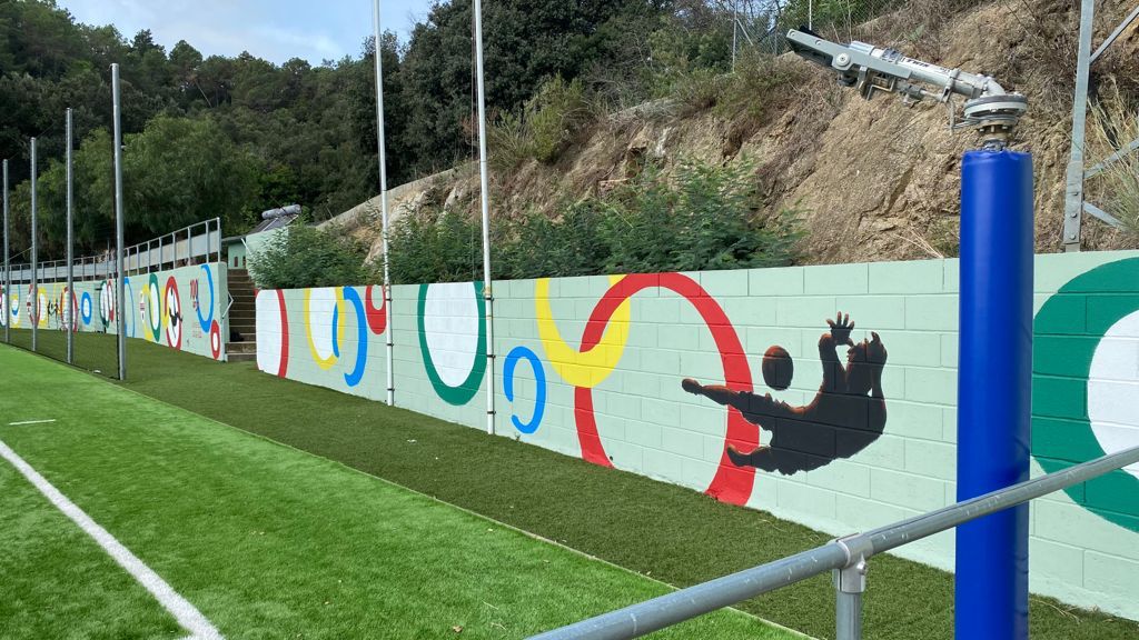 Millores de pintura en el camp de futbol