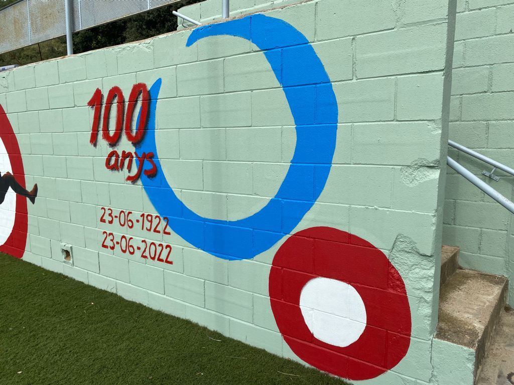 Millores de pintura en el camp de futbol