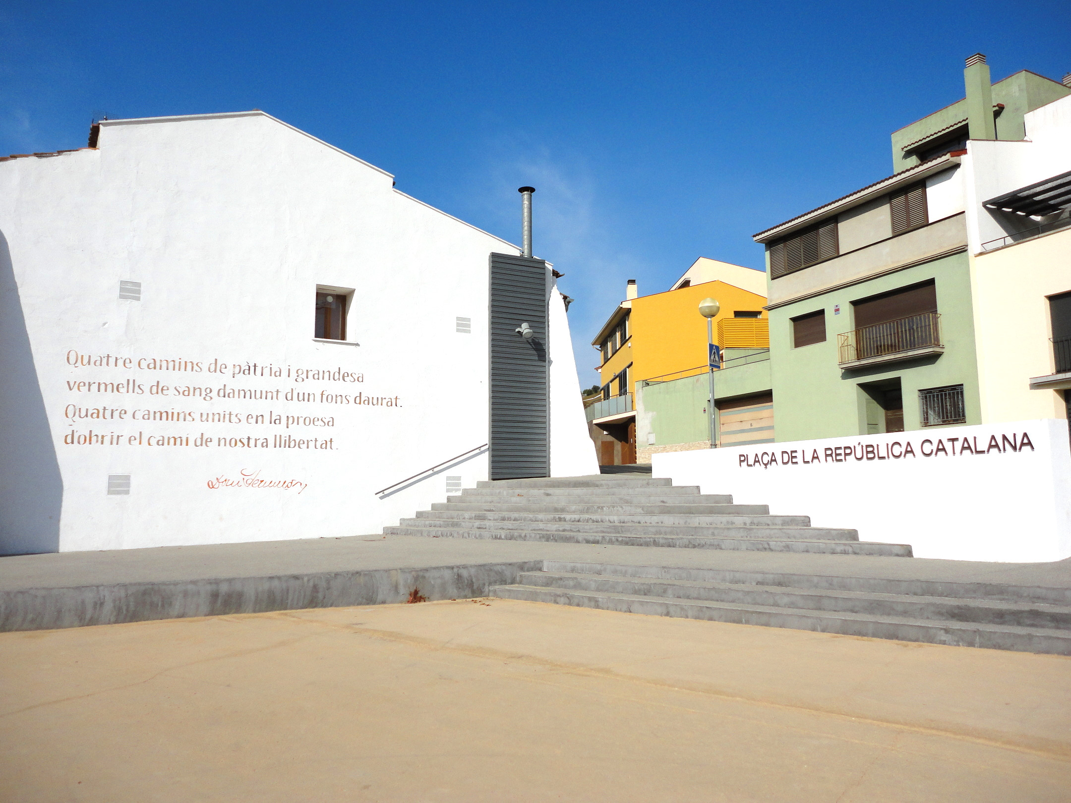 Ruta Domènec Perramon 6 - Plaça de la República Catalana